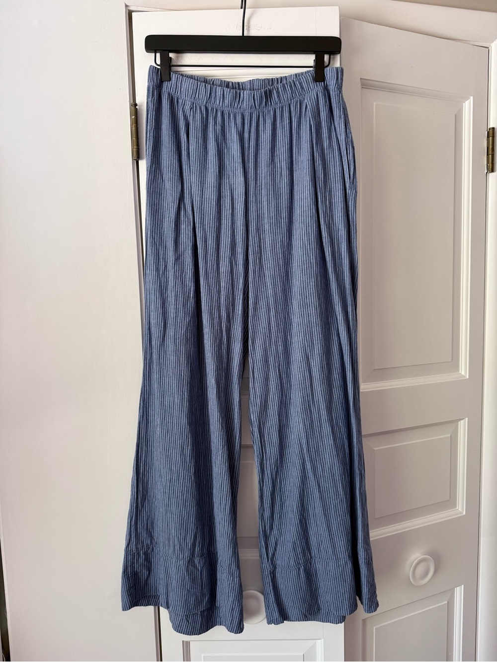 LA Relaxed Navy Stripe Washed Linen Wide Leg Pant Size Small - Picture 2 of 5